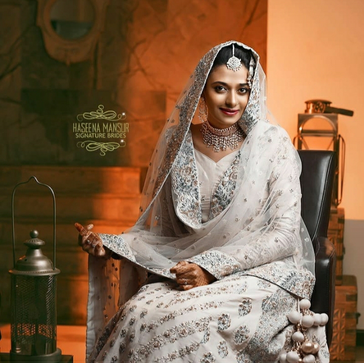 BETTER HALF - Makeup Studio & Beauty Saloon